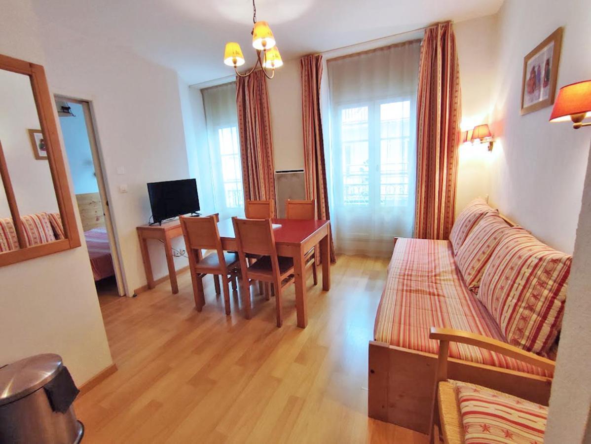 Oo, T2, Centre Luchon, Wifi, Casier A Skis, Ascenseur, 4 Personnes Bagneres-de-Luchon Exterior photo